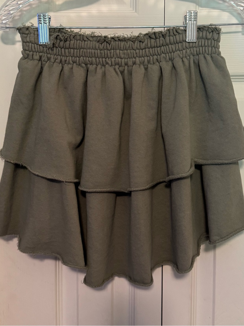 Aerie Tiered Olive Green Women's Skirt, size small - like new - Picture 6 of 6